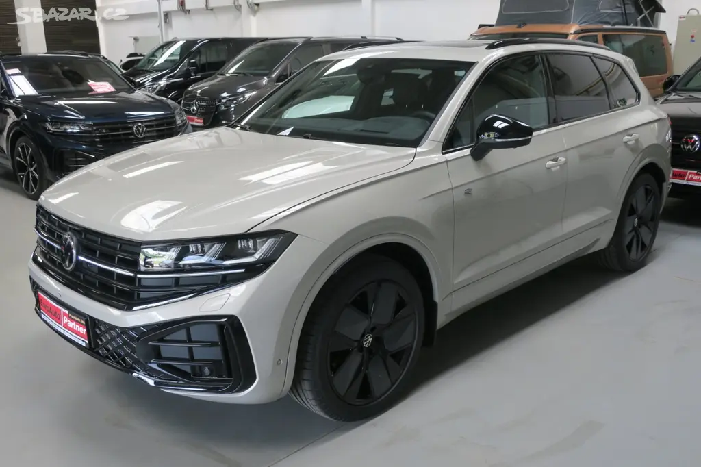 Volkswagen Touareg, NEW Final Edition R Line 210kW